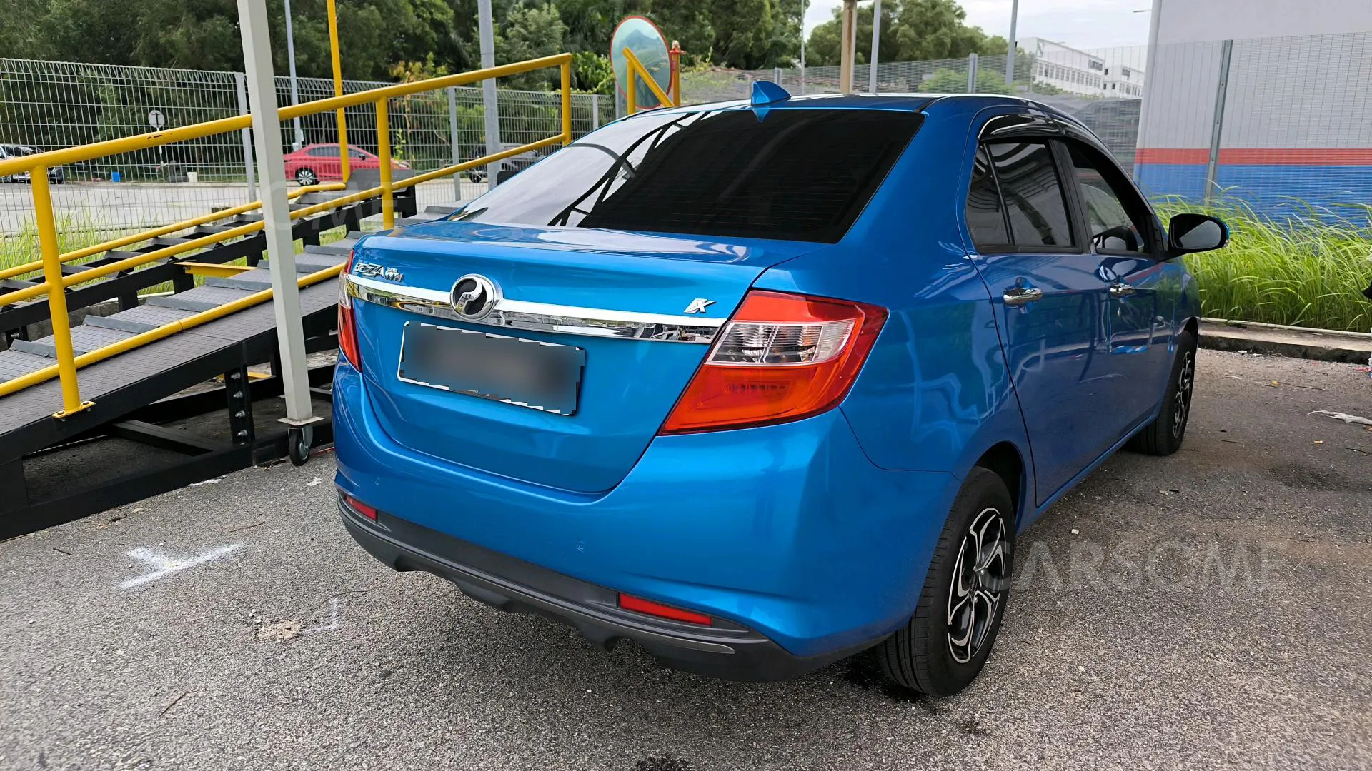 2018 PERODUA BEZZA 1.3 PREMIUM X — gambar 3