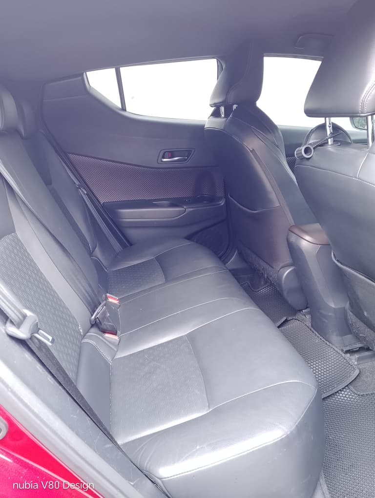 2019 TOYOTA CH-R — gambar 6