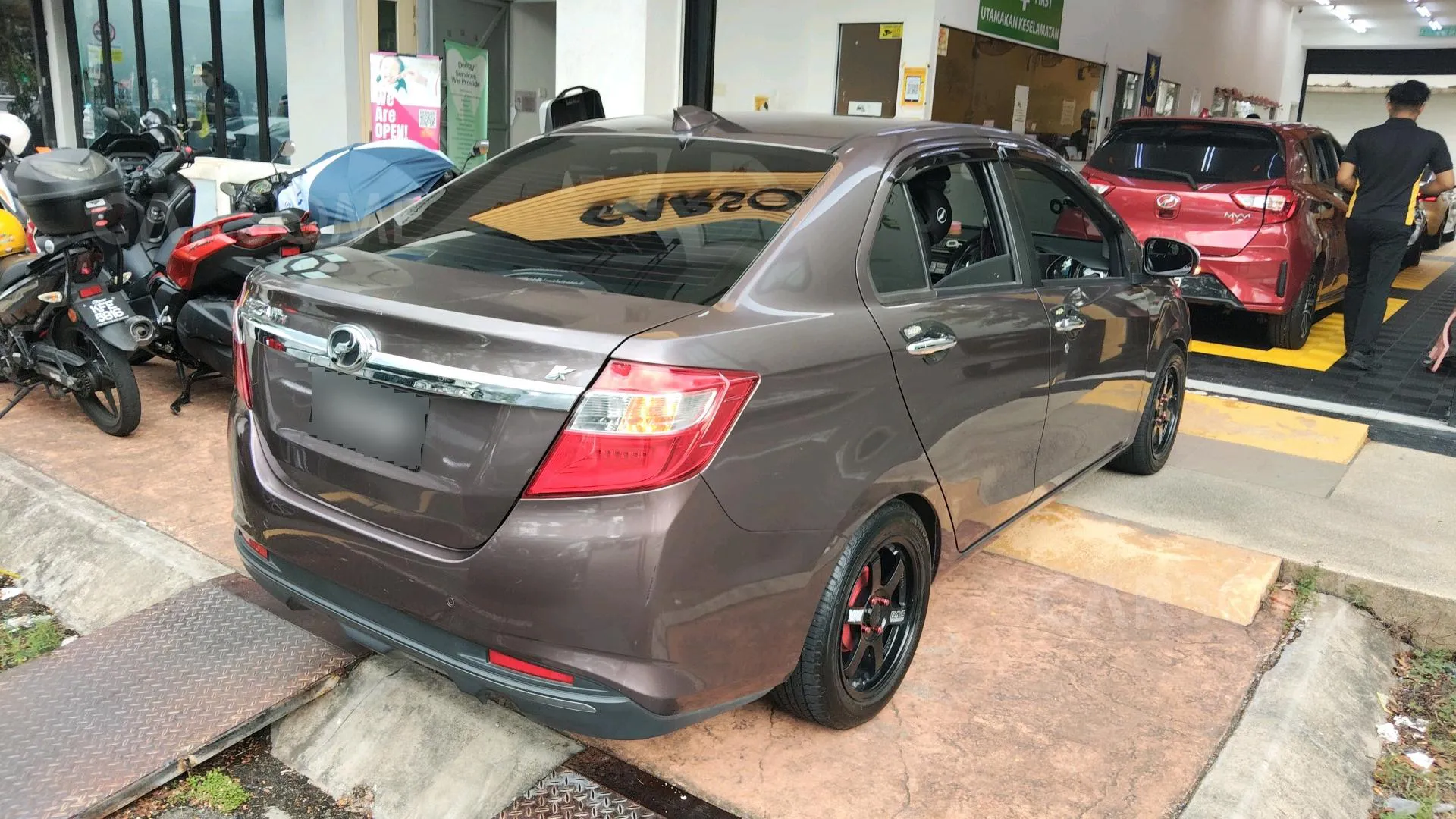 2019 PERODUA BEZZA 1.3 PREMIUM X — gambar 3