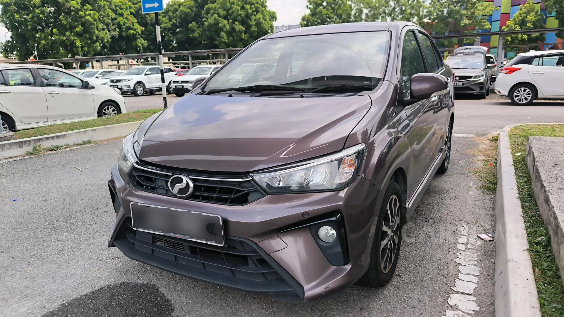2023 PERODUA BEZZA 1.3 PREMIUM X terpakai untuk dijual di Kuching, Sarawak