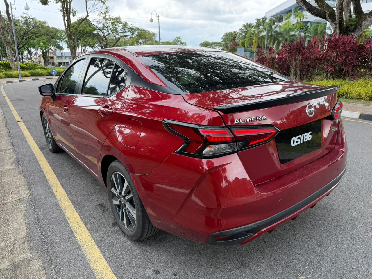 2021 NISSAN ALMERA 1.0 T VLT — gambar 4