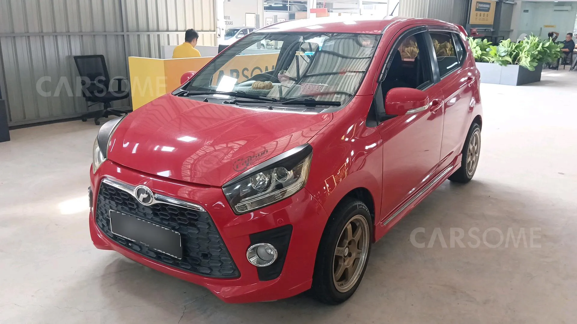 2015 PERODUA AXIA 1.0 SE terpakai untuk dijual di Kuching, Sarawak