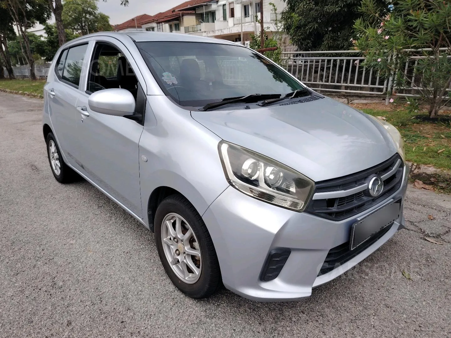 2017 PERODUA AXIA 1.0 G — gambar 2