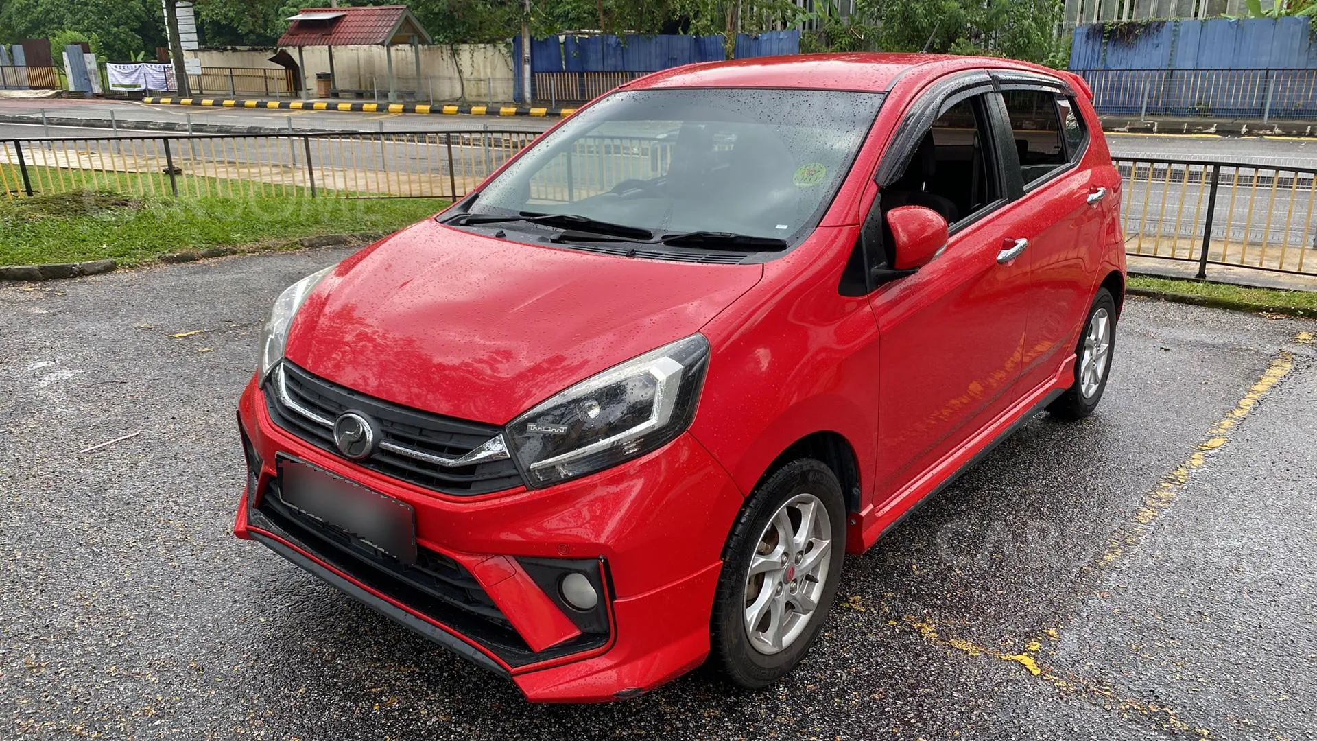 2020 PERODUA AXIA 1.0 SE terpakai untuk dijual di Kuching, Sarawak