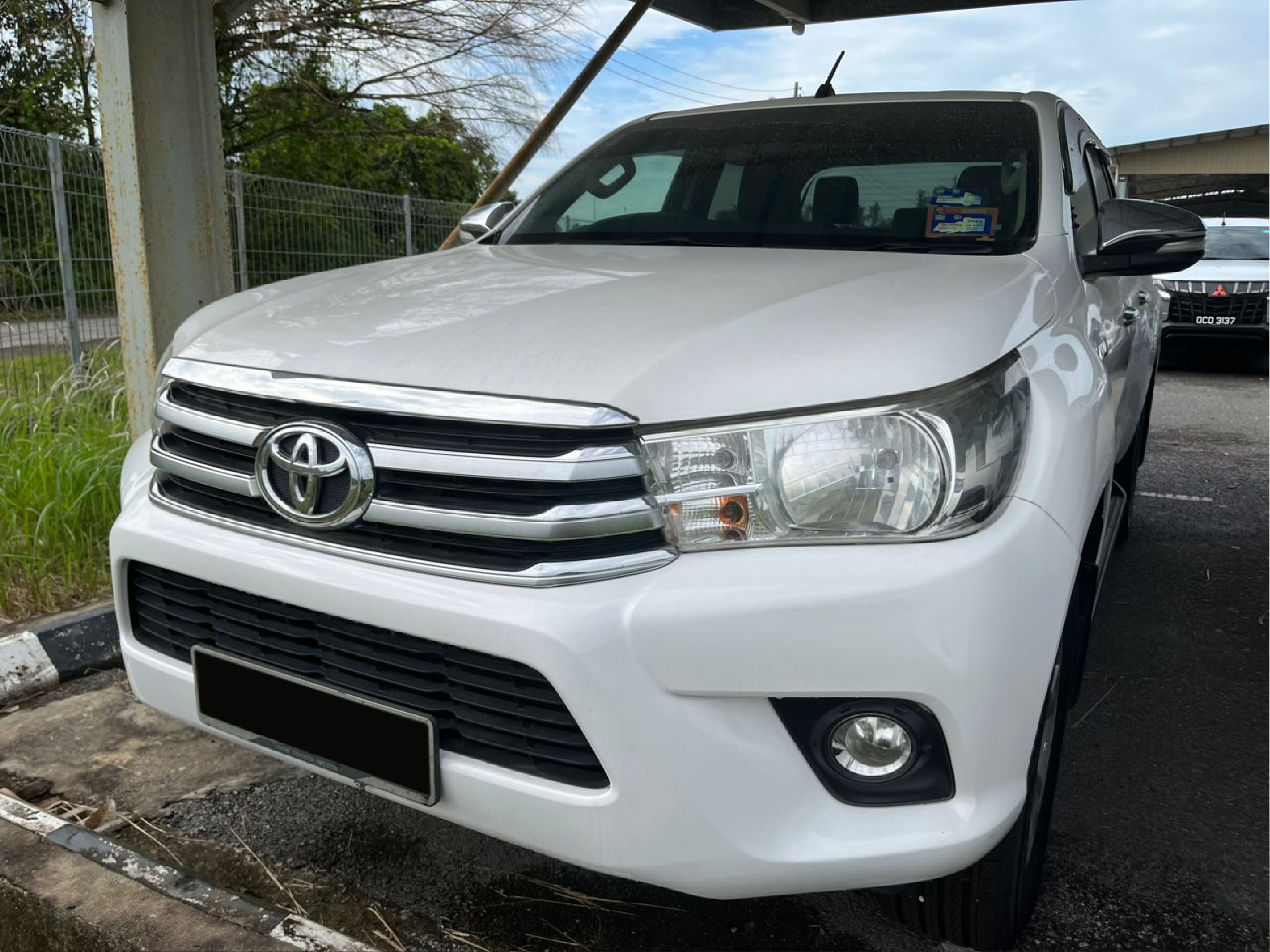 2017 TOYOTA HILUX terpakai untuk dijual di Kuching, Sarawak